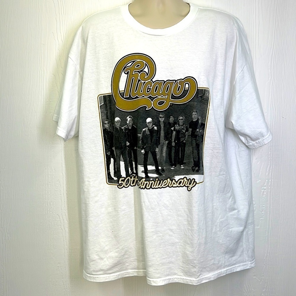 Alstyle - 2017 Chicago 50th Anniversary Tour Graphic Short Sleeve T Shirt XXL
